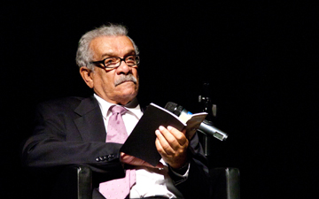 Derek Walcott in Prague, photo Petr Machan, PWF 2011