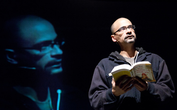 Junot Díaz reading in Prague, photo by Petr Machan, PWF 2011